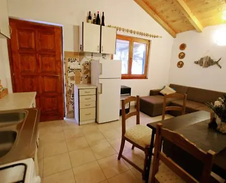 Fisherman's House One Island 2 2 Id 857 * Pakoštane